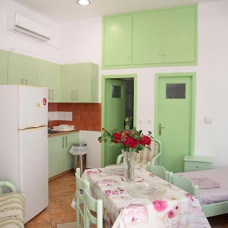 Stavros Studio Apartment In コス・タウン エクステリア 写真